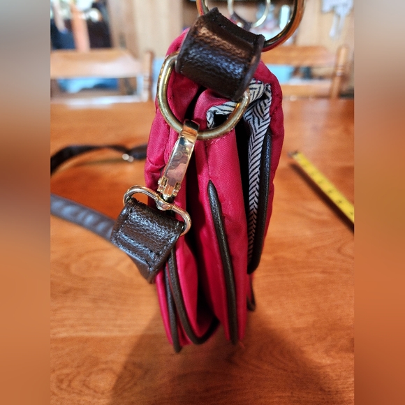 Steve Madden Quilted Purse With Adjustable Strap - Picture 2 of 9